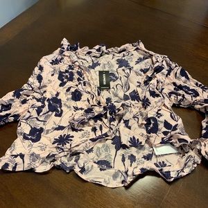 Long sleeve floral crop top